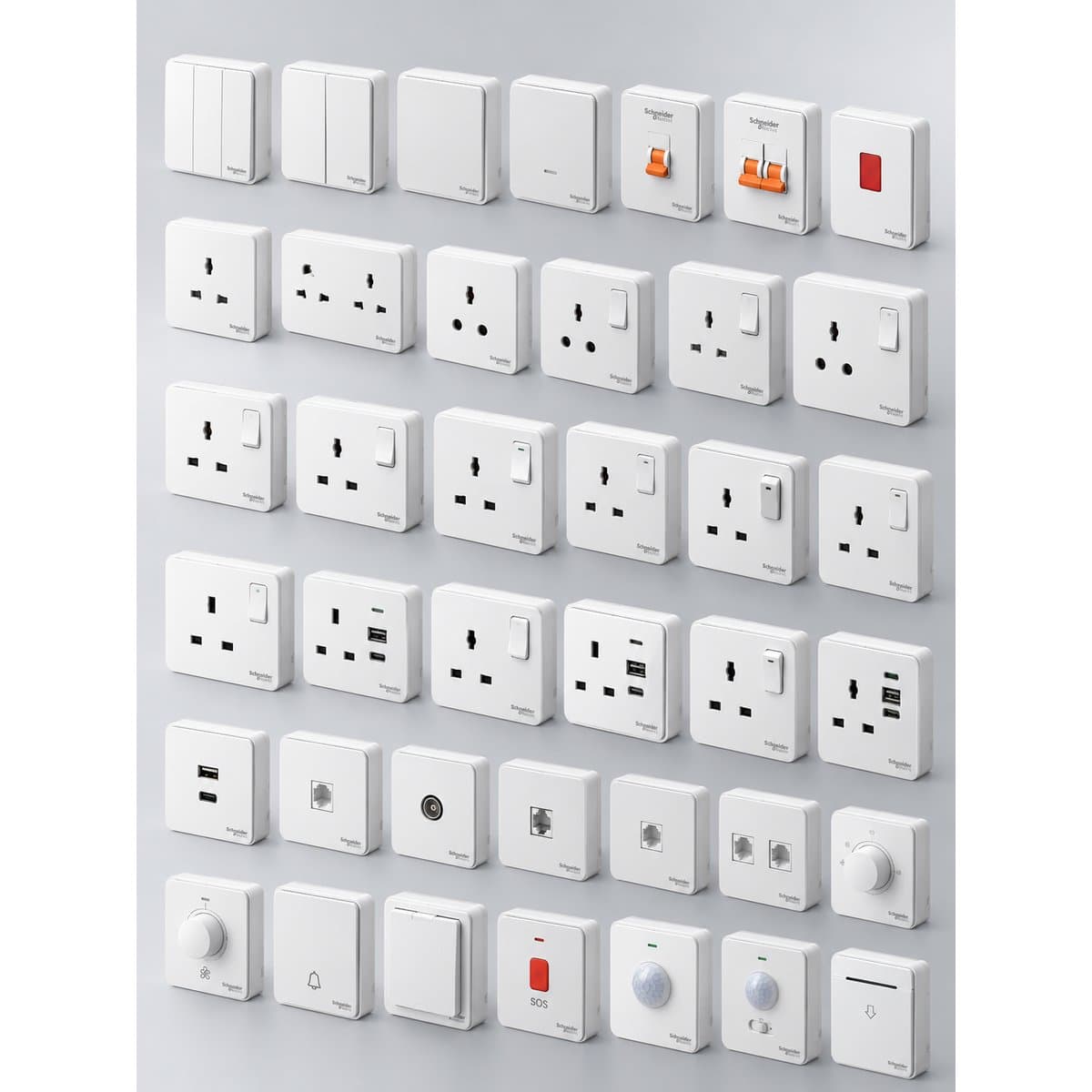 Dòng công tắc ổ cắm AvatarOn A Schneider chụp góc nghiêng 3/4, thấy rõ mặt và cạnh bên