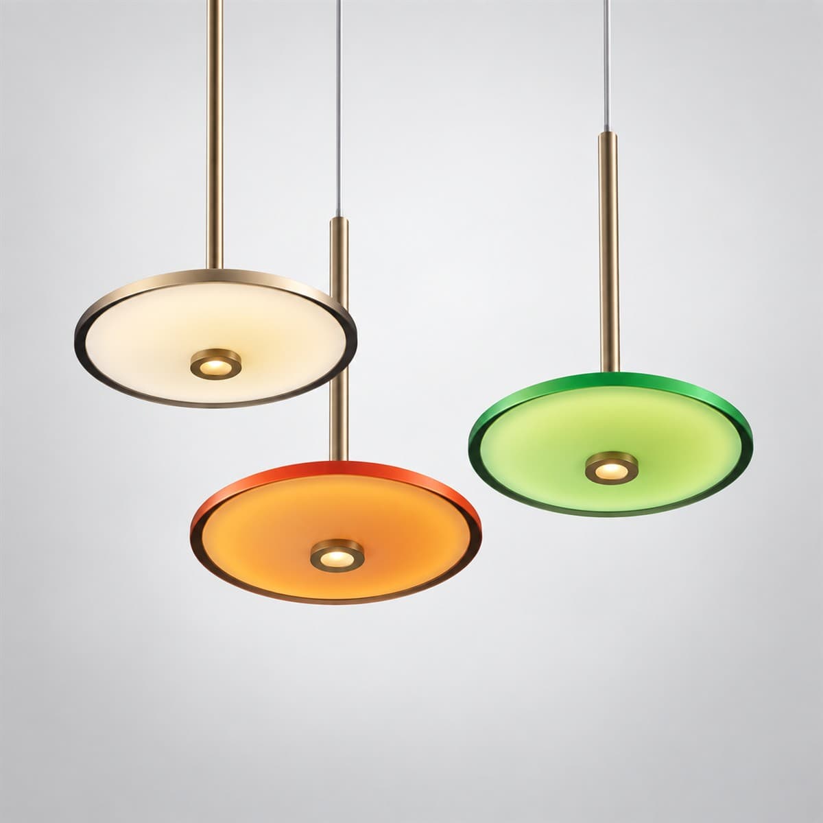 Đèn thả Mira 8W 36° Lumi chụp góc nghiêng 3/4, thấy rõ thân và cạnh bên