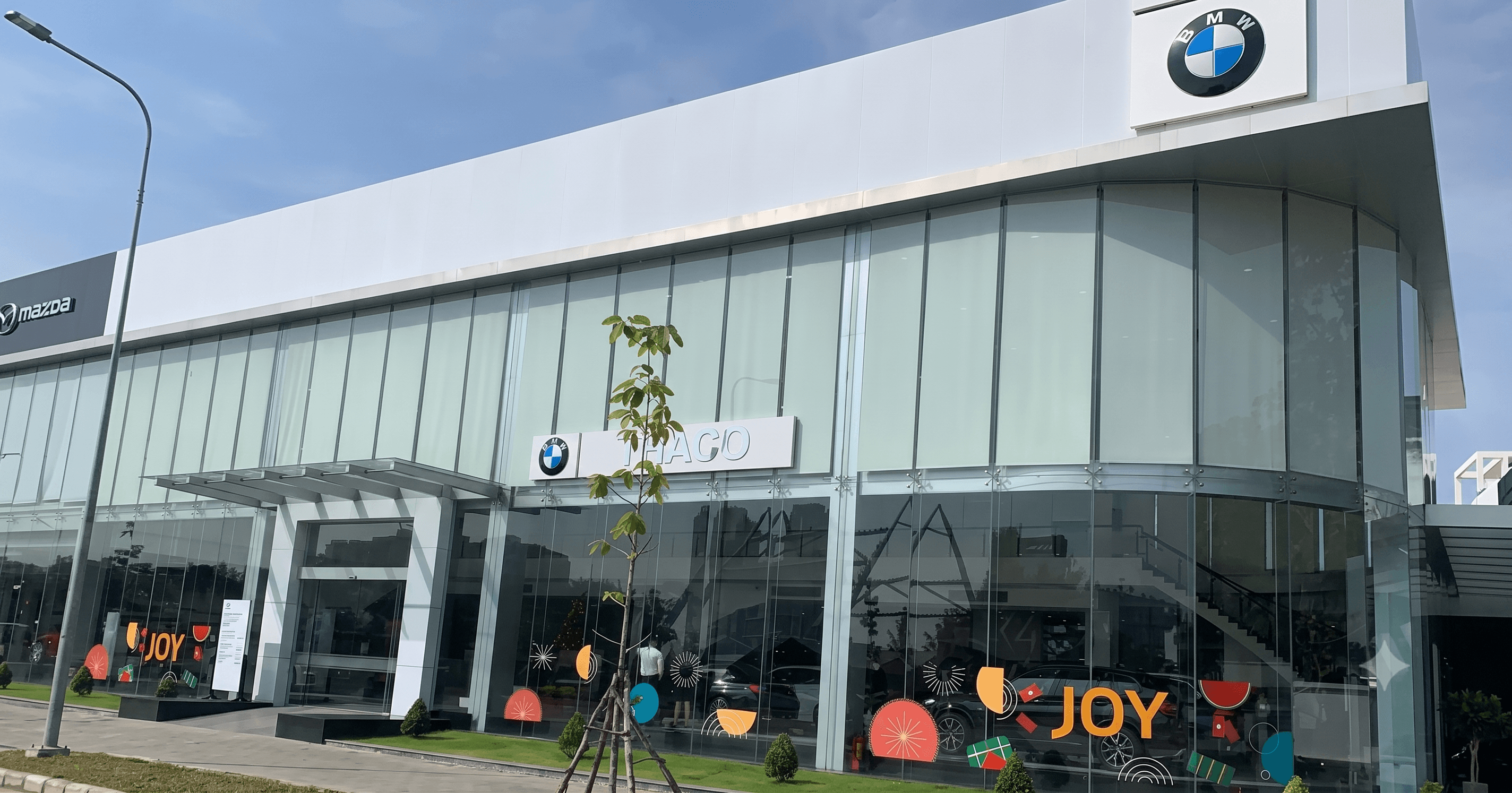 Showroom BMW Phú Mỹ Hưng