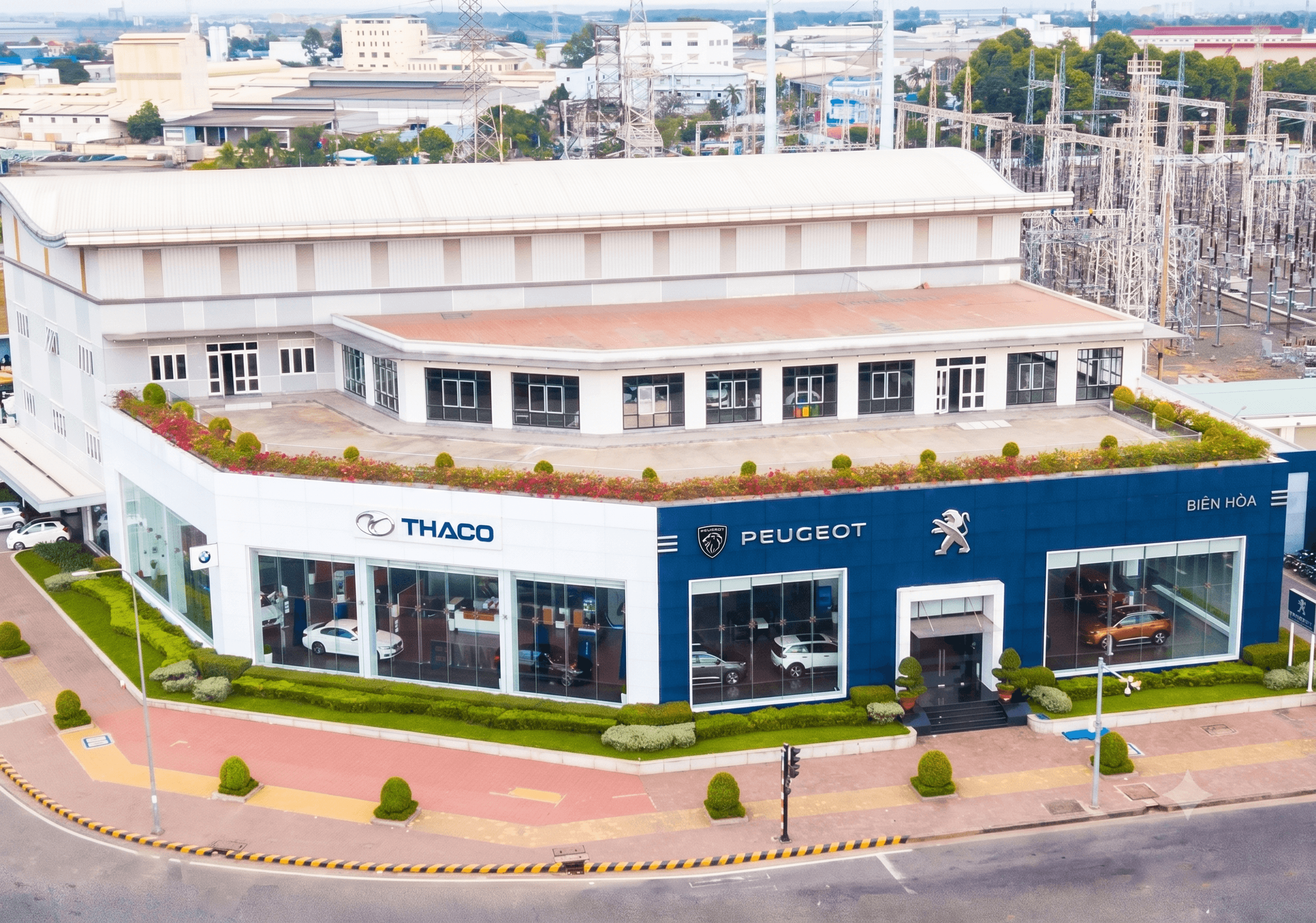 Showroom BMW và Peugeot Biên Hòa